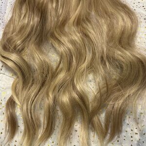 Beautiful Wavy Blonde Hair Extensions 16 inch Halo with clips